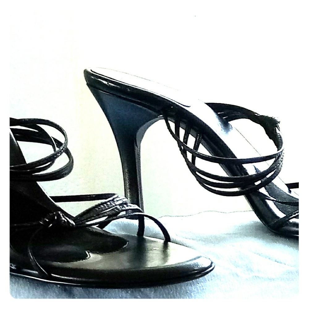 Guess Heels Womens Size 9.5